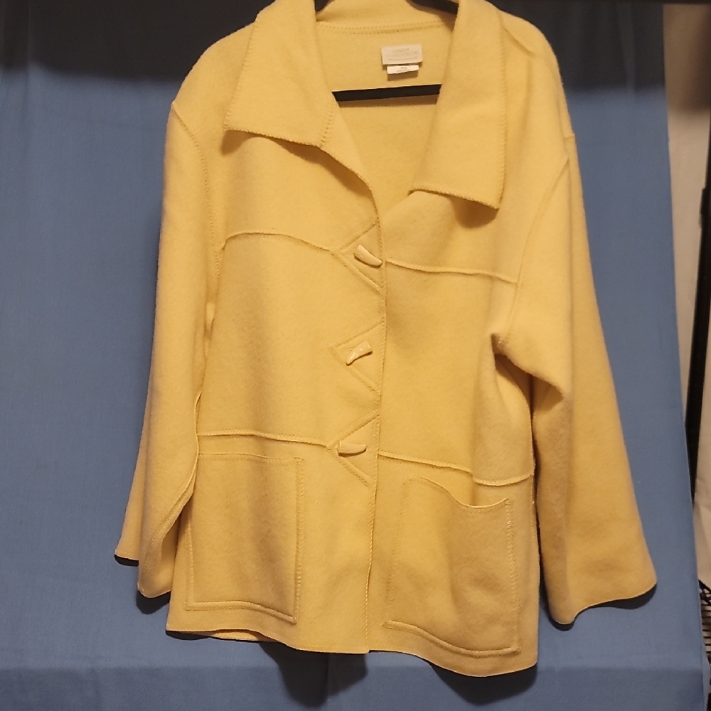 Linda Lundstorm Vintage Women's Cream Coat